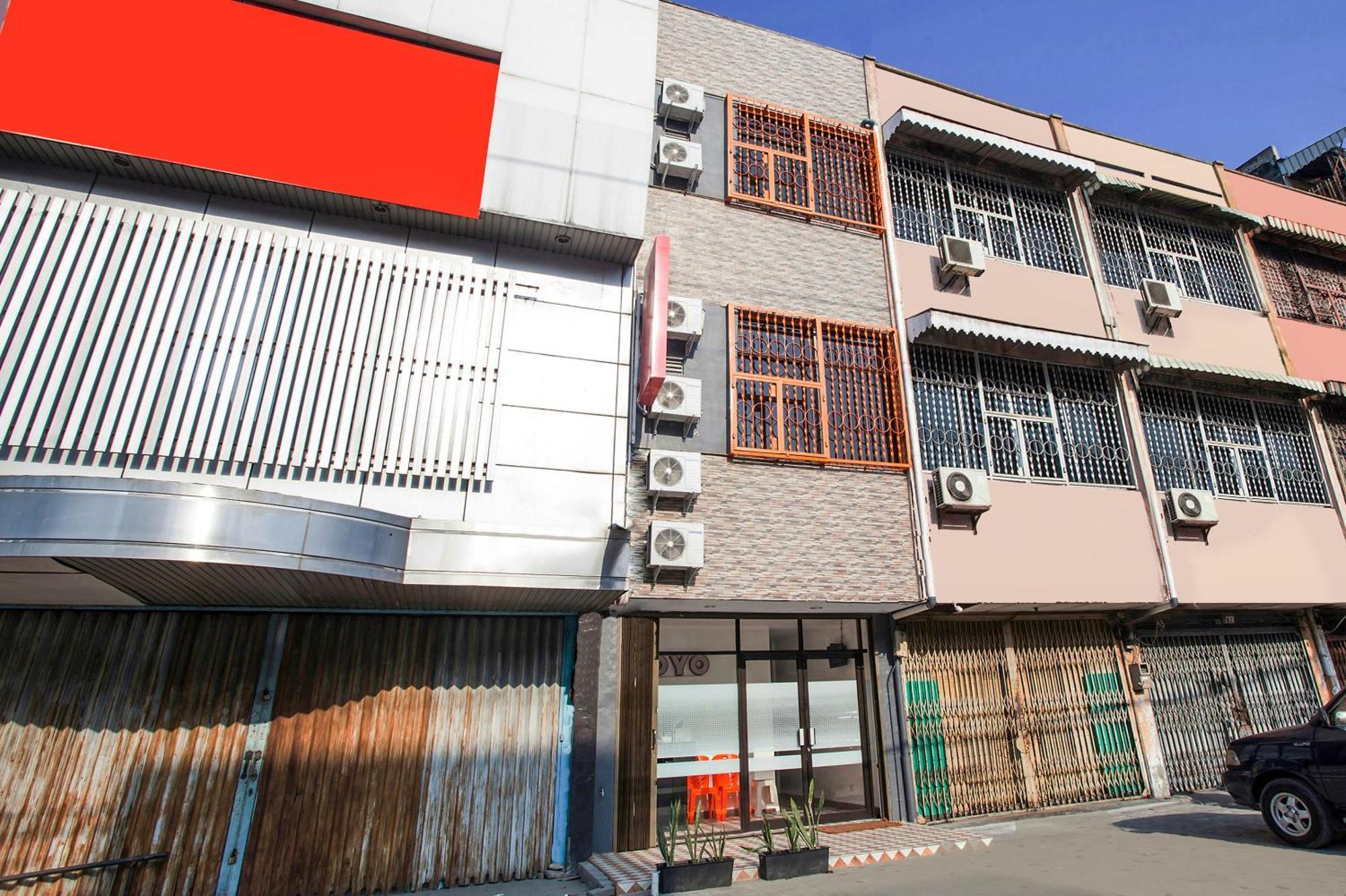 棉兰 Oyo2720苏托莫旅馆酒店 外观 照片